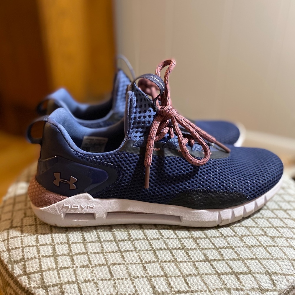 Under Armour Athletic Shoe